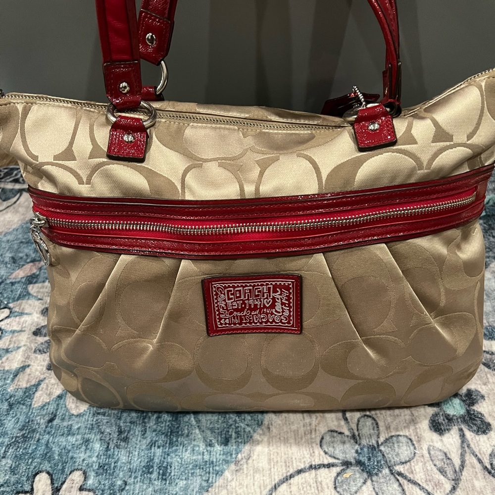 Coach Poppy Daisy XL Shoulder Bag EUC - Picture 5 of 16